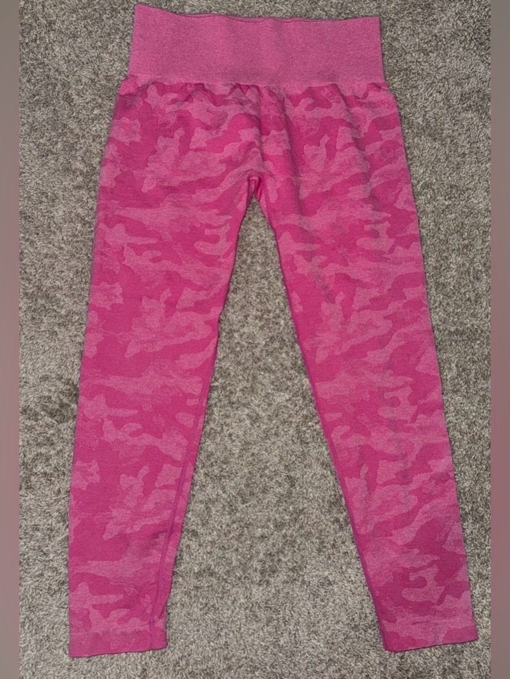 Women’s NVGTN Pink Camo Leggings